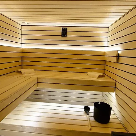 Tempfer & With New Wellness アパート