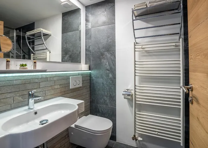 Tempfer & With New Wellness Lejlighed *